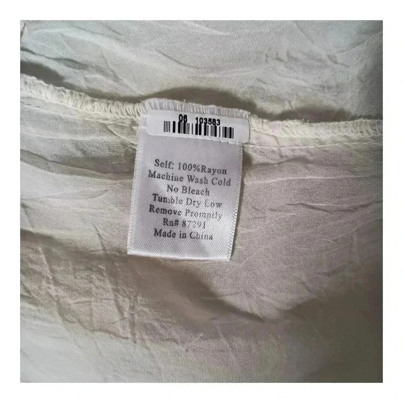 Johnny Was Embroidered  Top Tie Front Ivory Floral Rayon Short Sleeve Women's XS - Picture 6 of 6